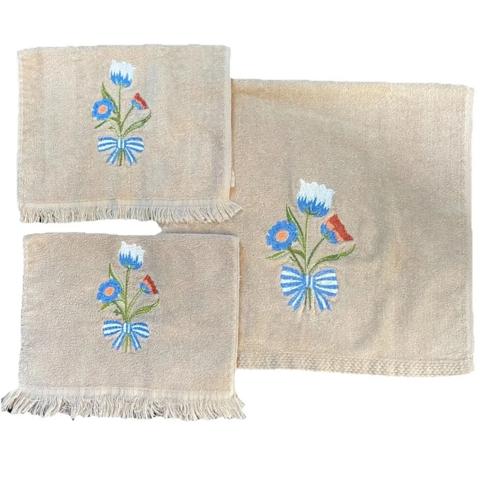 The Avanti Look Embroidered Floral Hand Towel & Fingertip Towels Tan Blue Orange